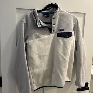 patagonia pull over women